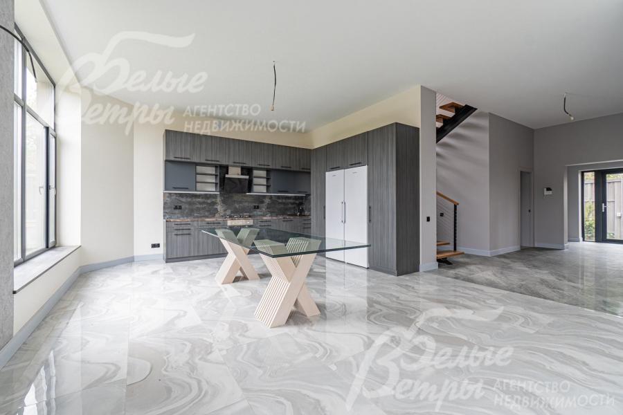 Кухня-столовая 69 кв.м