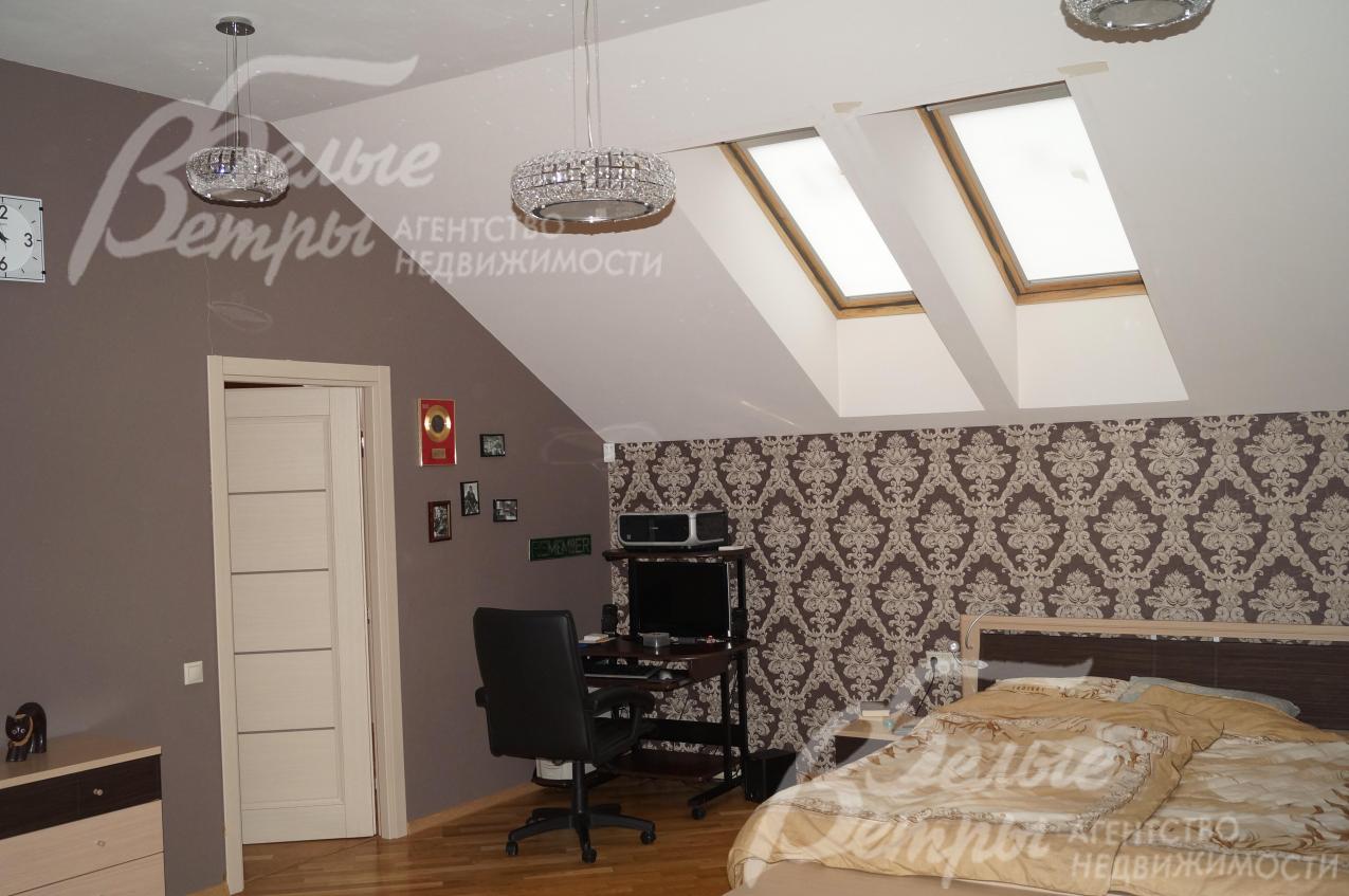 Спальня на мансардном этаже