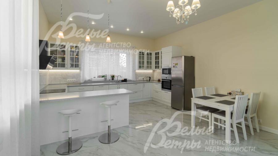 Теплые полы на первом этаже и во всех санузлах