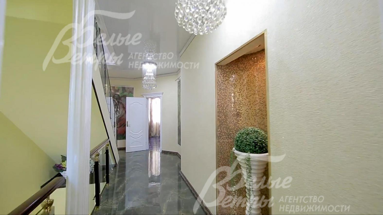 Холл 2-ого этажа