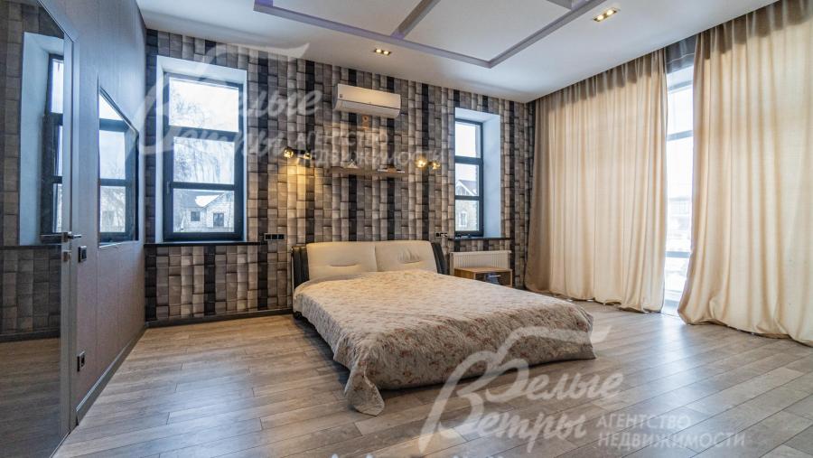 Мастер-спальня 23 кв.м со своим санузлом и балконом