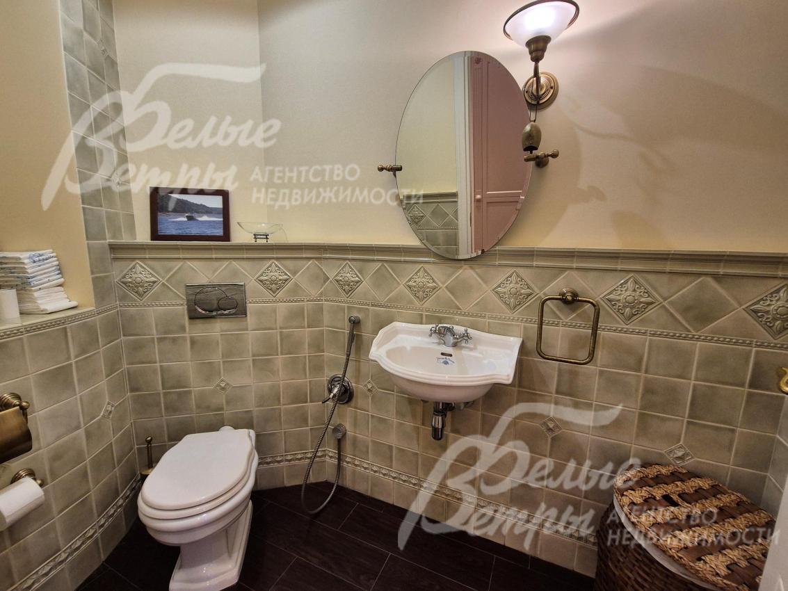 Гостевой санузел на 1ом этаже.