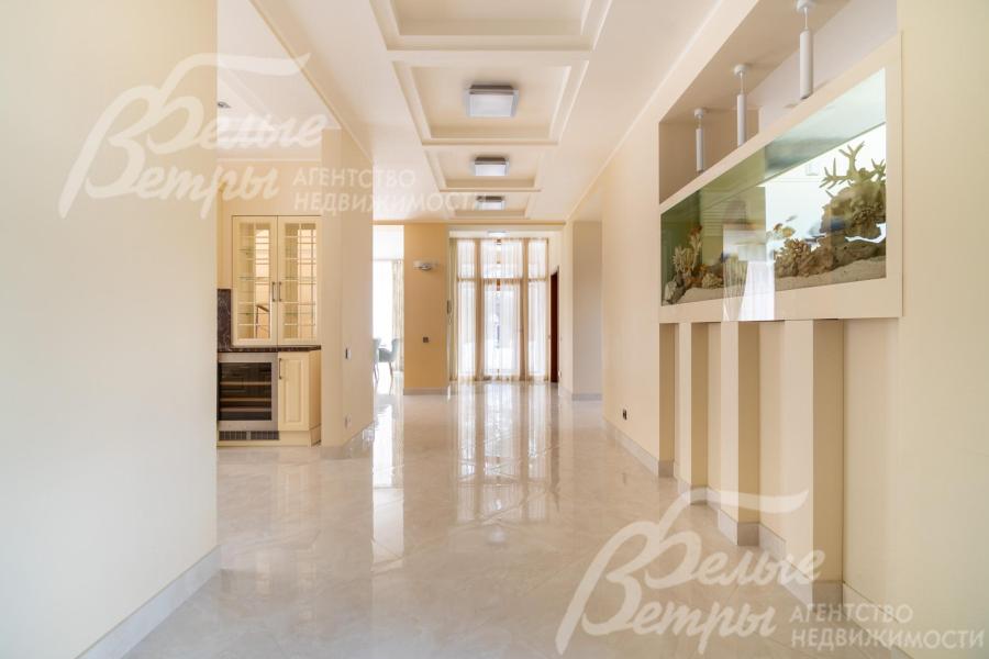 Современный стильный интерьер