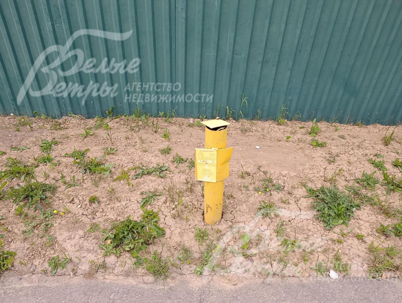 Газ по границе участка.