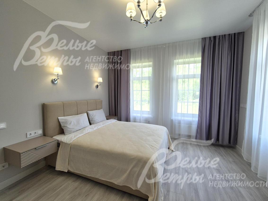 Пример меблировки мастер-спальни.