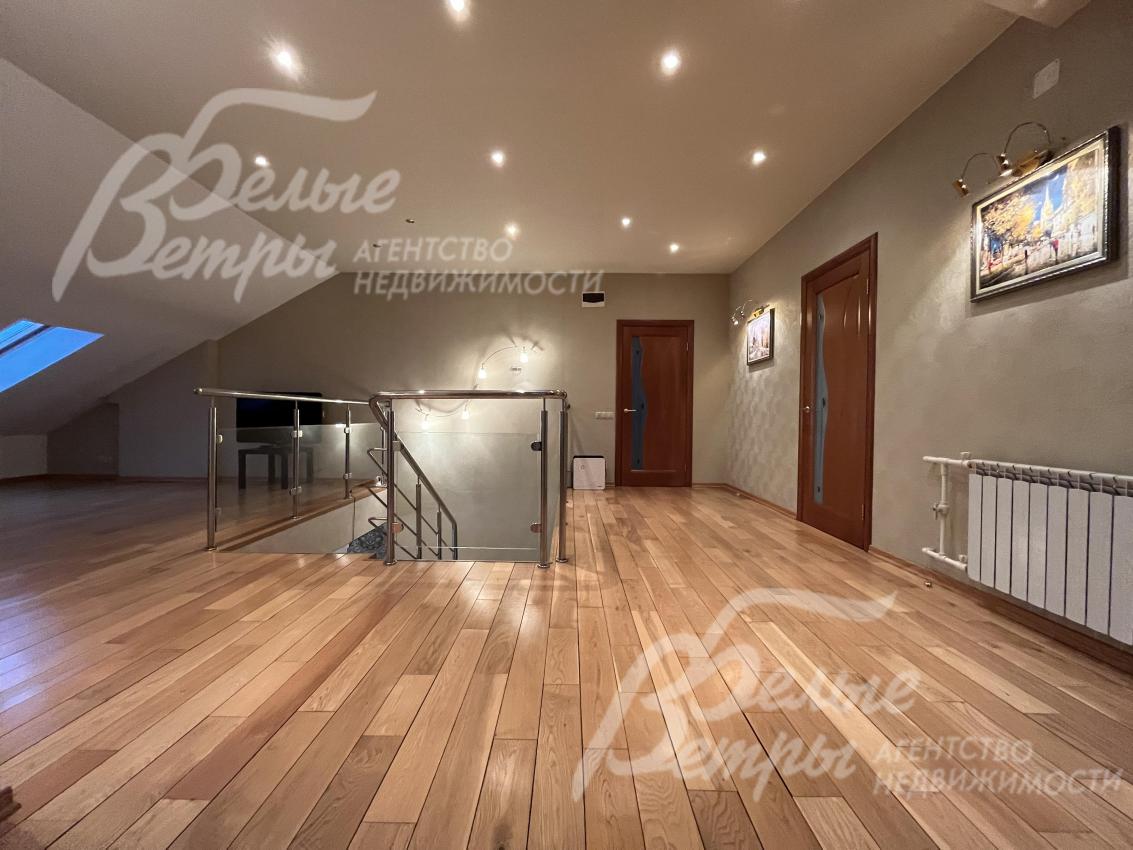 Холл второго этажа 44 кв.м