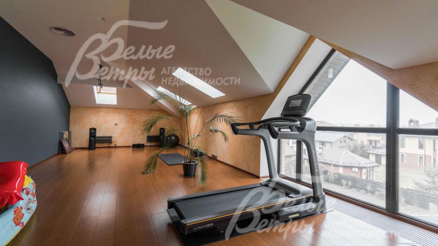 Кинотеатр-игровая 67 кв.м на мансарде