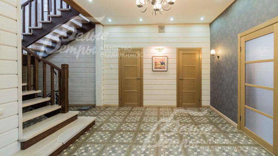 На первом этаже теплый пол (водяной)