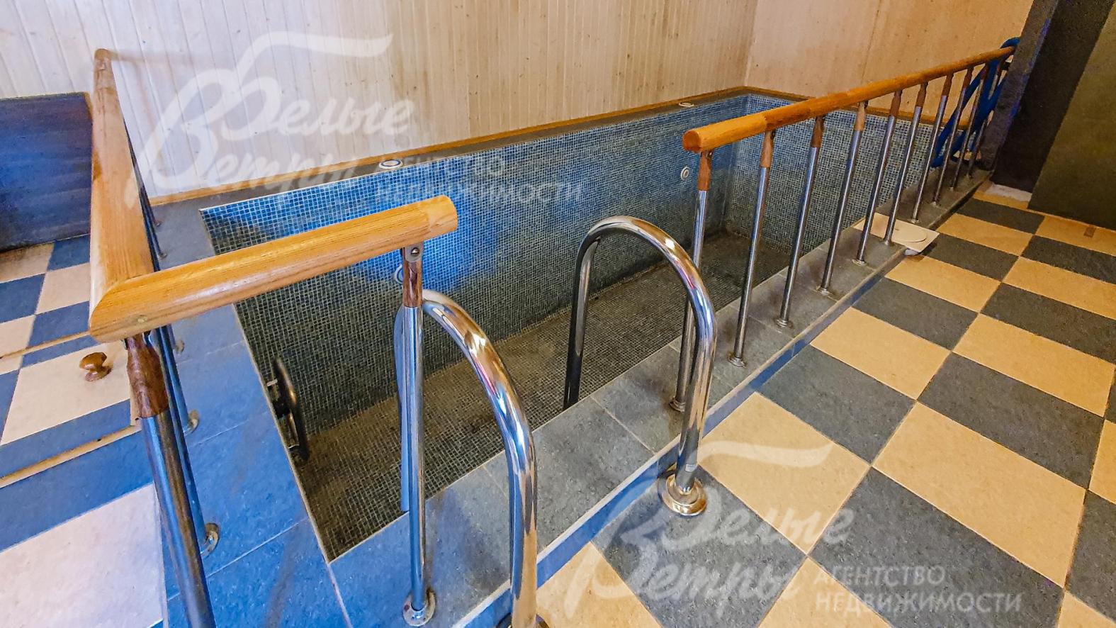 Бассейн с противотоком