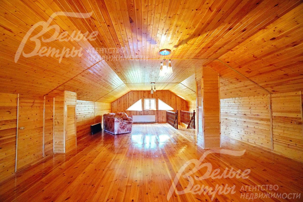 3-ий этаж в основном доме: свободной планировки 96 кв.м для организации игровой зоны и кинотеатра