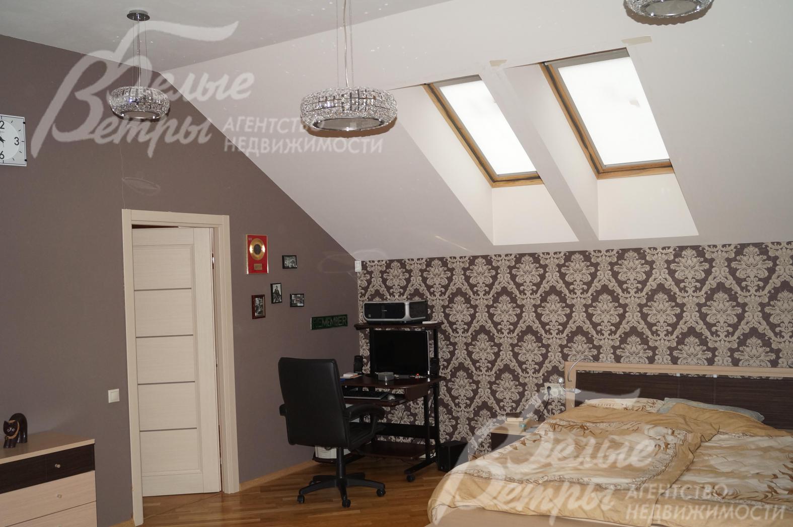 Спальня на мансардном этаже