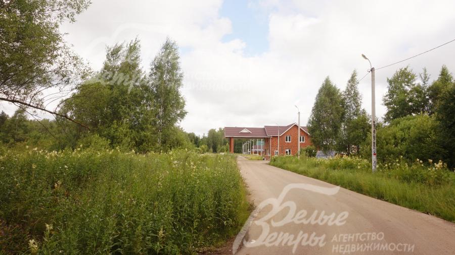 КПП на въезде в поселок