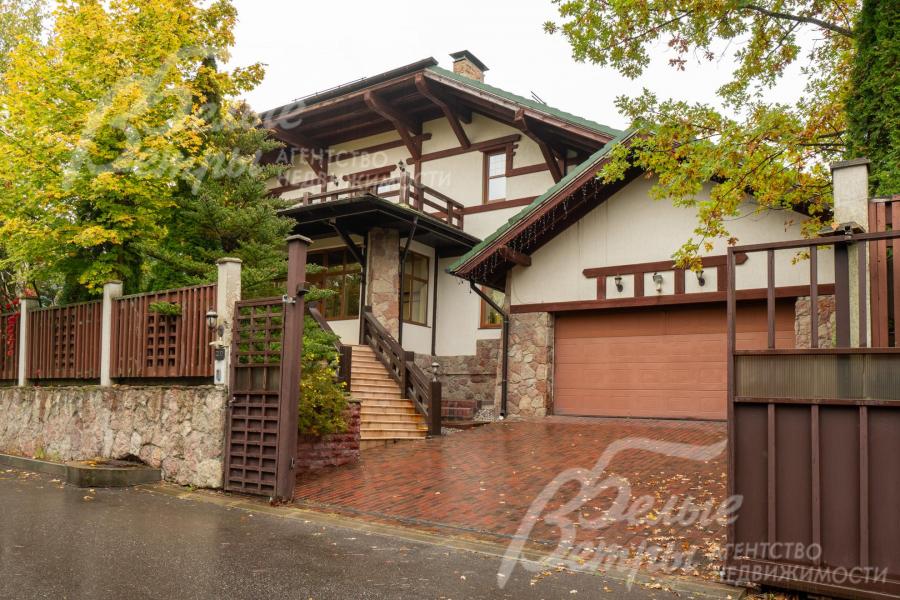 Дом, Времена года к/п (Летово)