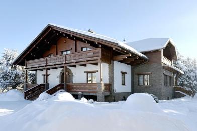 Дом, ВИК к/п (Кузнецово), 900&nbsp;кв.м