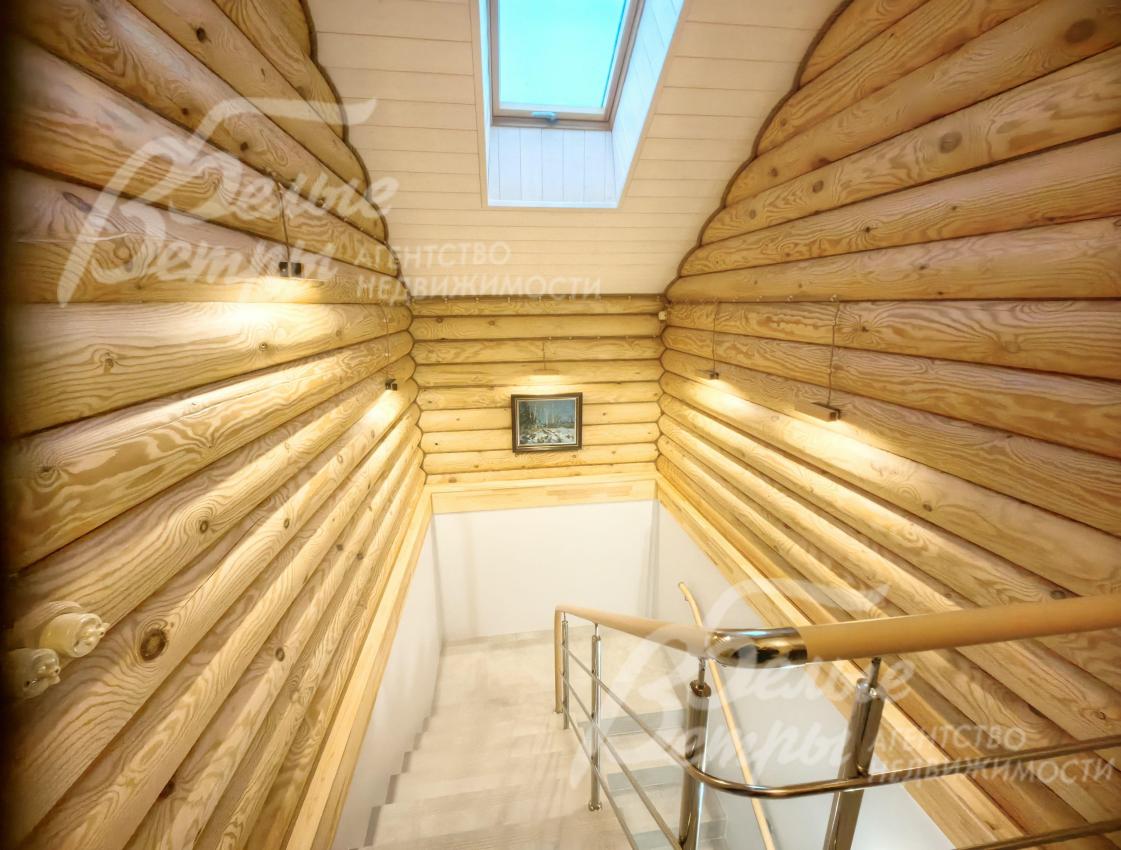 Лестничный холл второго этажа