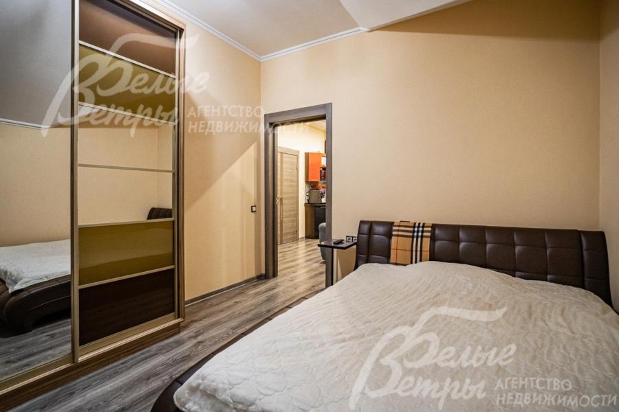 В квартире персонала две спальни 18 кв.м и 13 кв.м