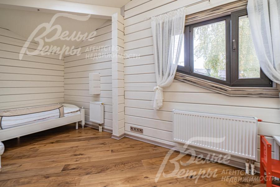 Детская комната на втором этаже