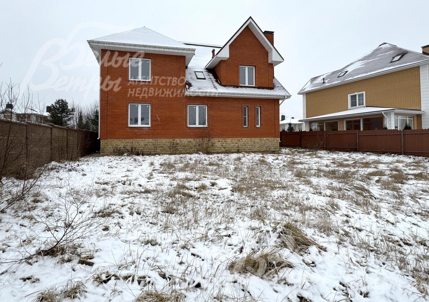 Участок выровнен, освобождён от деревьев — готов к реализации ландшафтного проекта