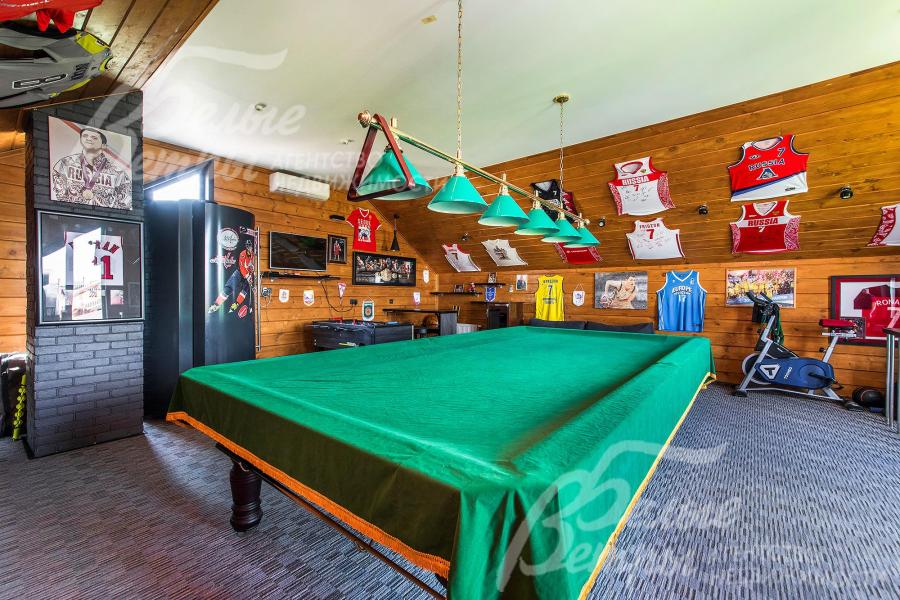 Бильярдная