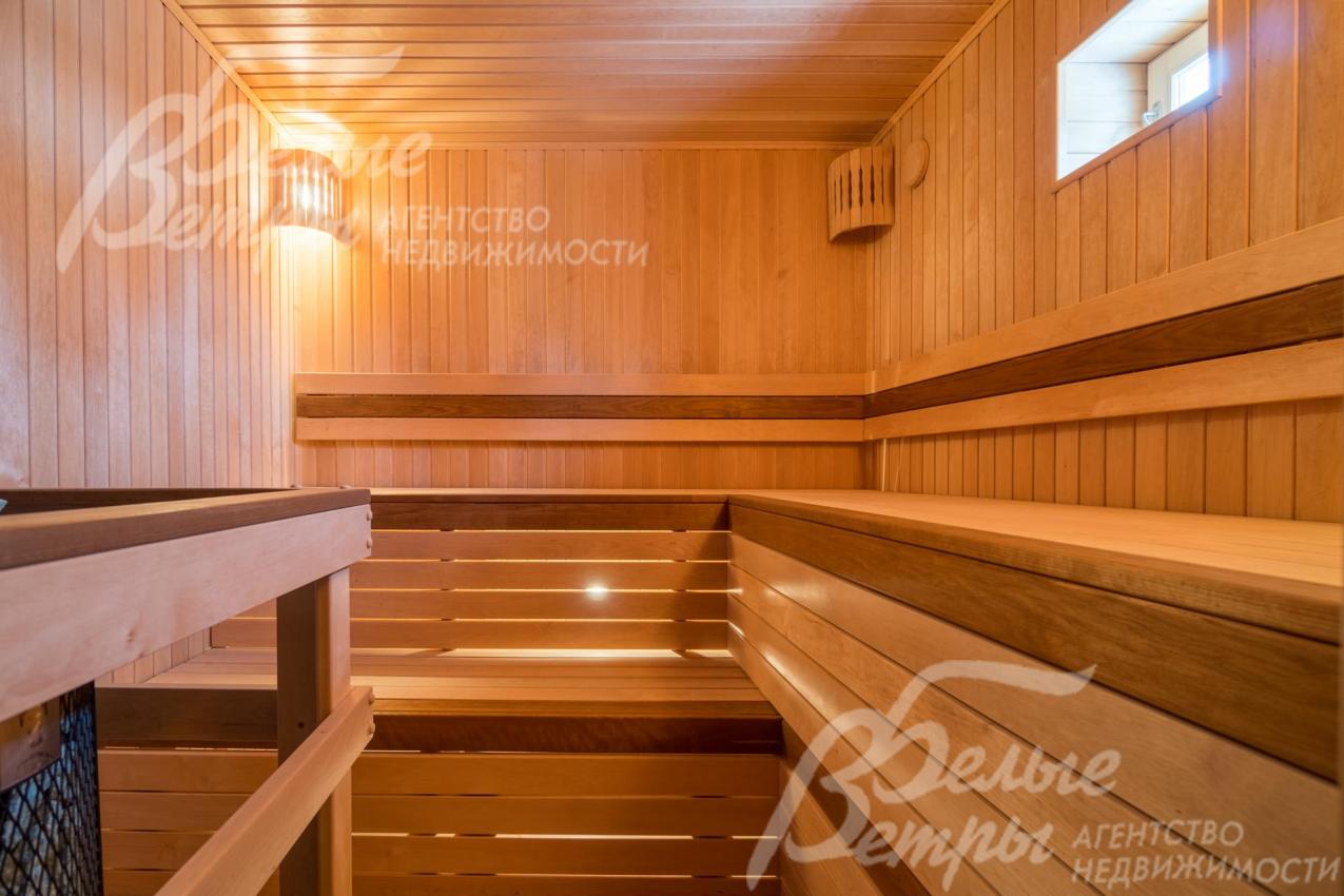 Классическая парная на дровяной печи