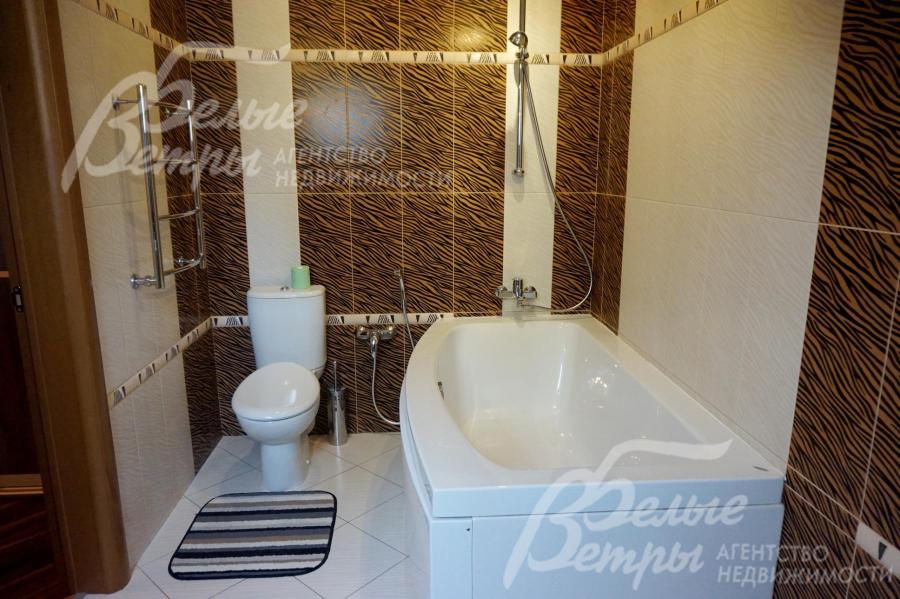 Санузел с ванной.