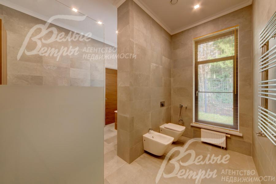 Санузел в мастер-спальне