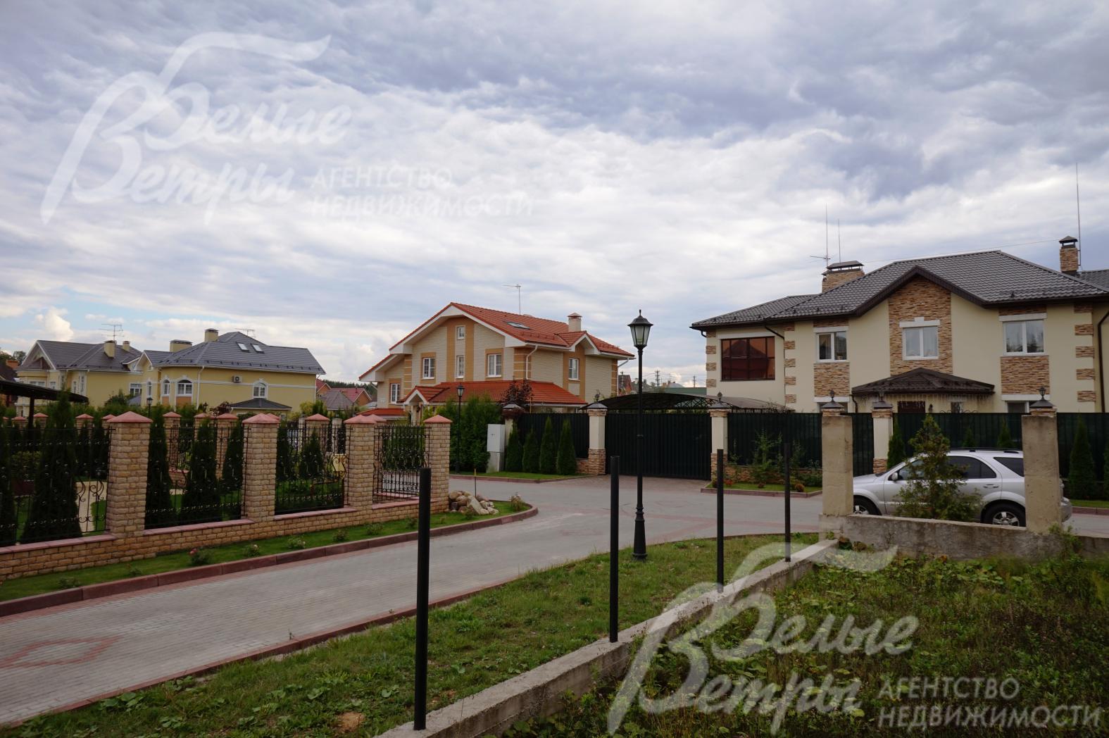 Окружение - только солидные дома