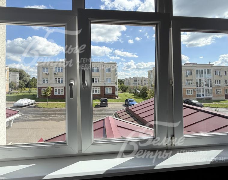 Из окон открывается вид на коттеджный посёлок -ь перспективу соседних таунхаусов