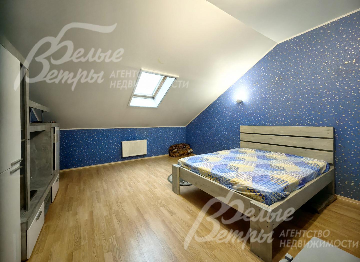 Спальня на мансардном этаже