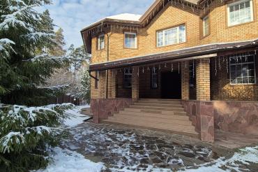 Дом в аренду, Кедровый к/п (Первомайское), 820 кв.м