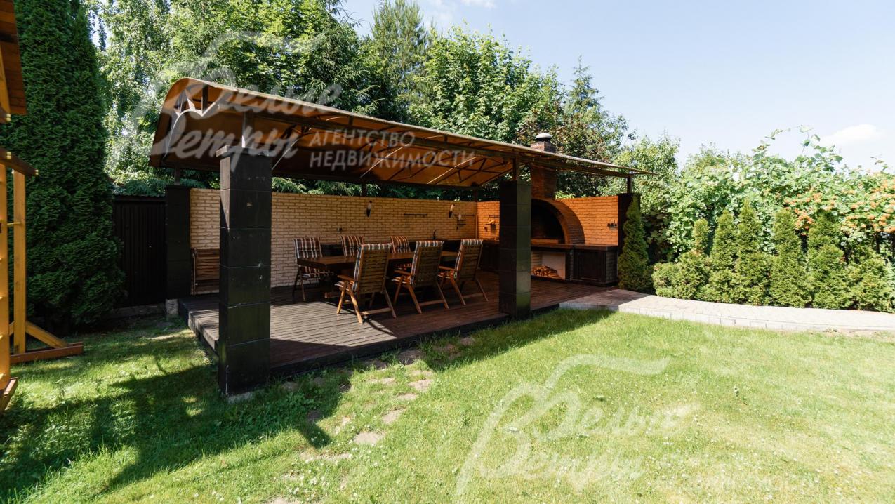 Крытая беседка 35 кв.м с мангальной зоной, монолитная