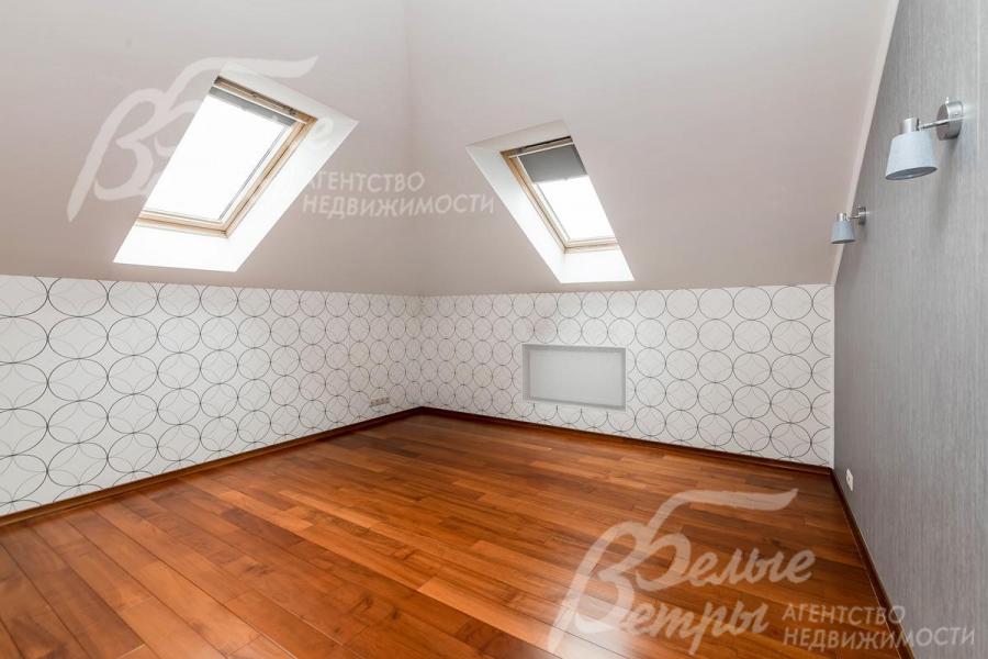 Спальня на мансарде