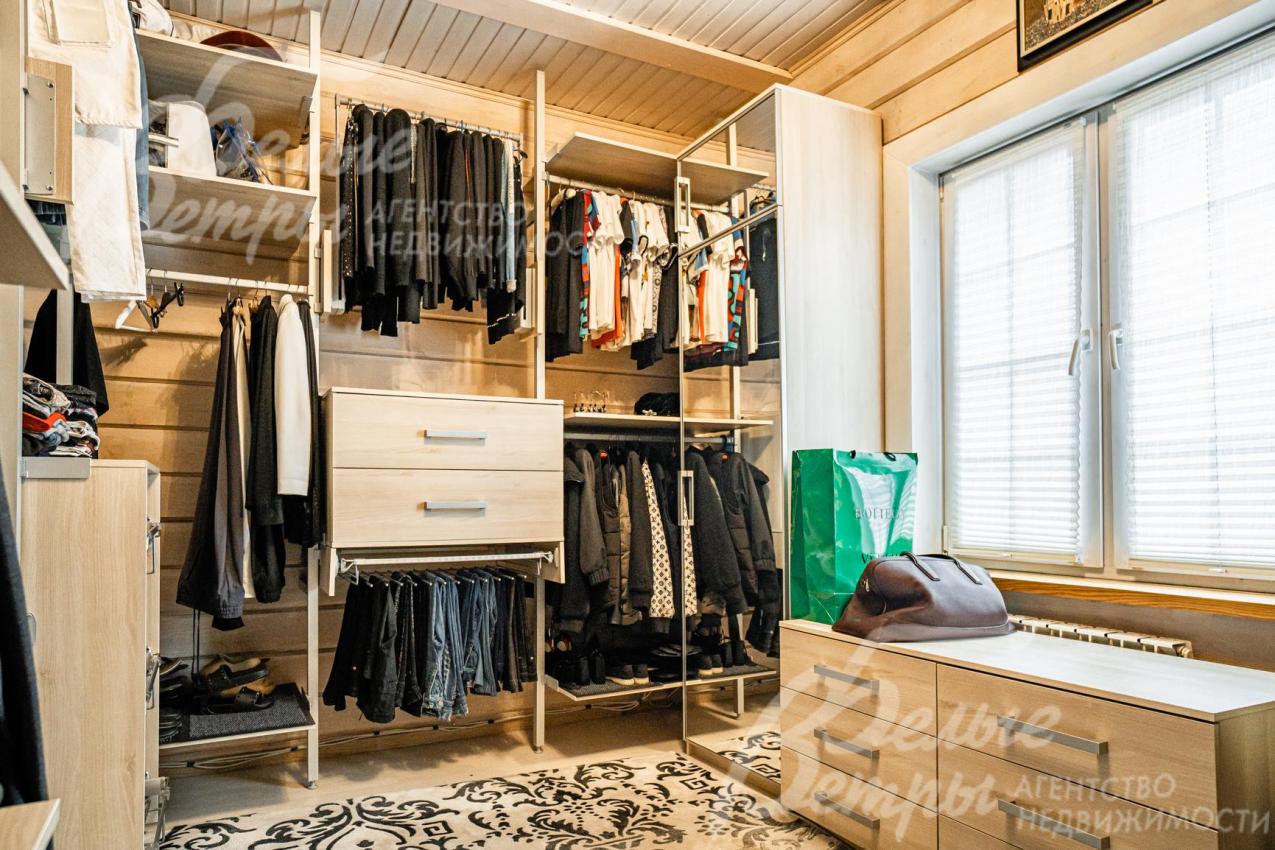 Оборудованная гардеробная