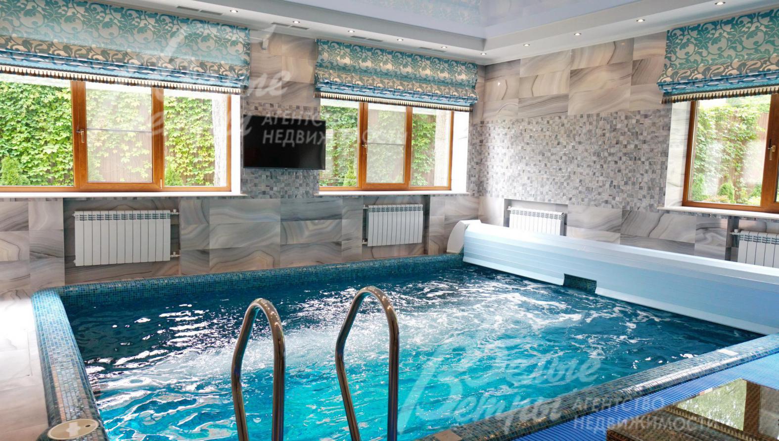 Зона бассейна 48 кв.м с чашей (6Х4 глубина 1,6 м.) и душевой