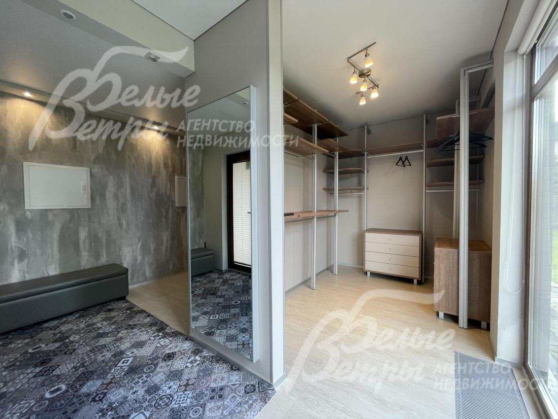 Гардеробная в прихожей