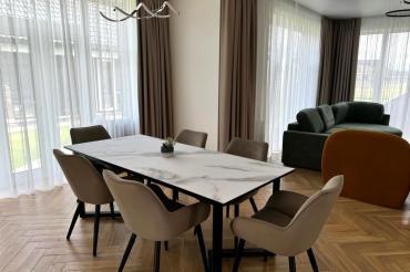 Дом в аренду, 255 кв.м