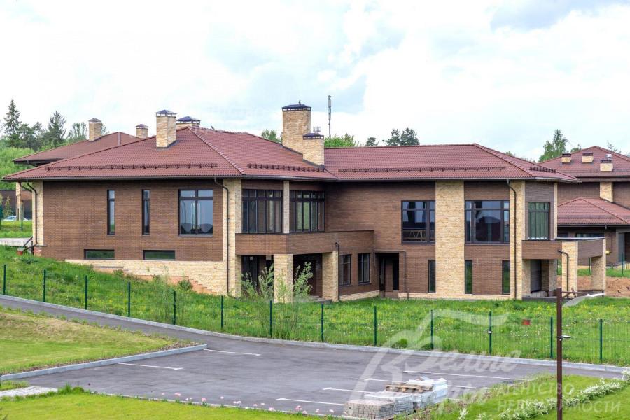 Участок 25 соток с перепадом высот