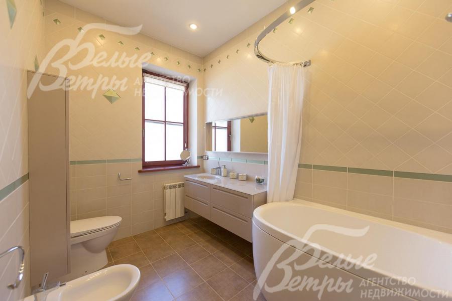 Общий санузел с ванной 9,5 кв.м