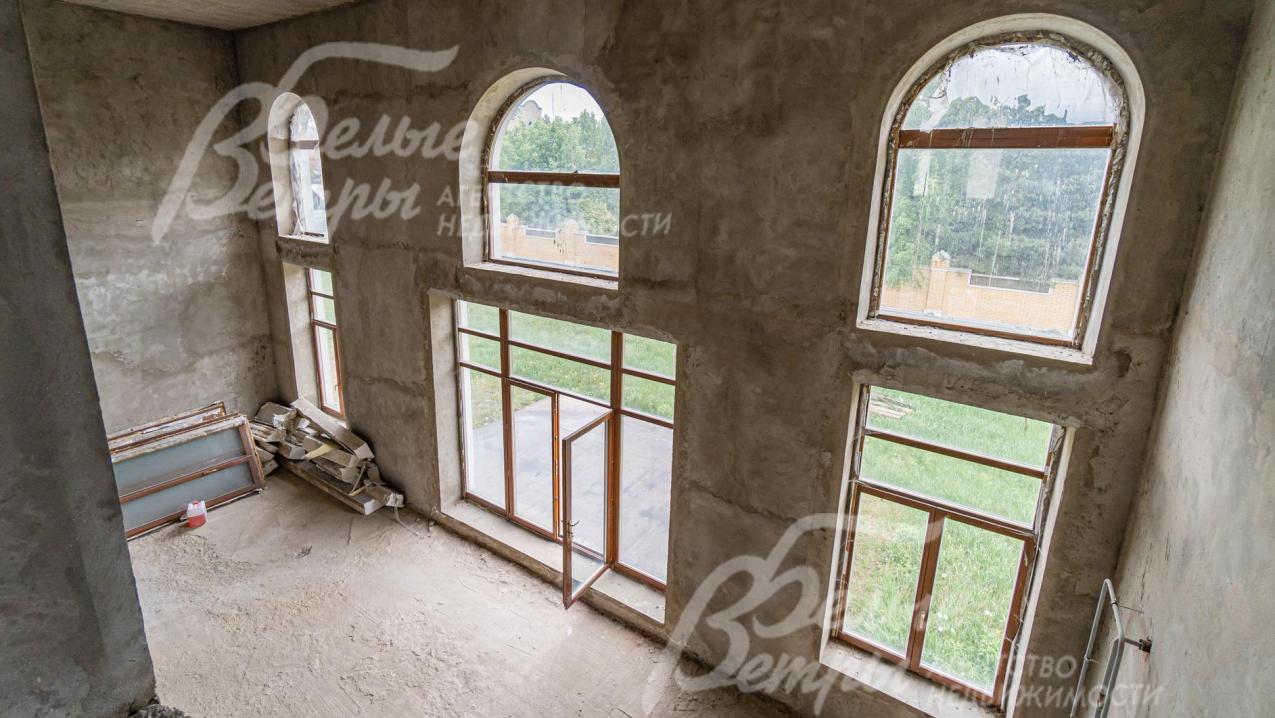 Гостиная со вторым светом