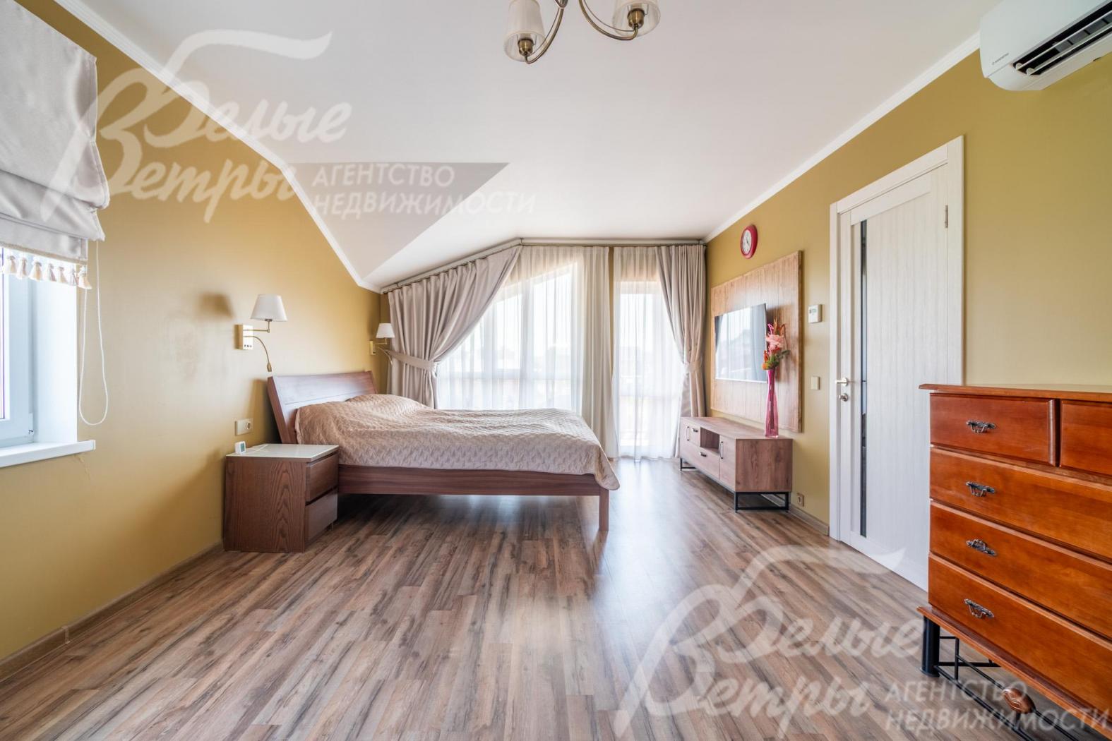 Мастер-спальня второго этажа