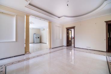 Дом, Светлый к/п (Губцево), 700 кв.м