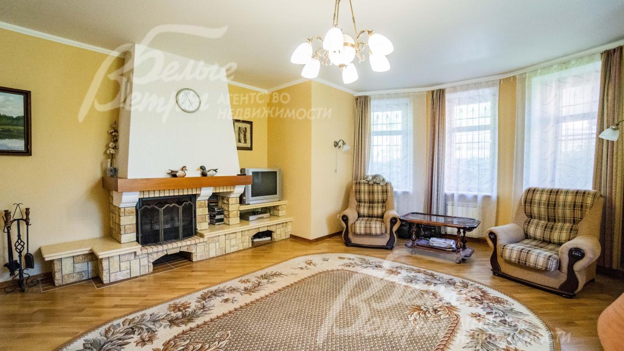 Гостиная с камином 34,2 кв.м