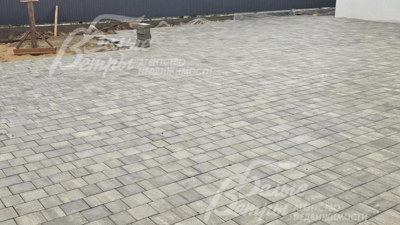 Все имеющиеся в доме строительные материалы остаются