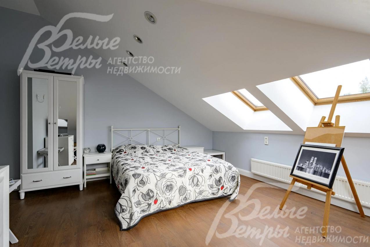 Спальня на мансардном этаже.