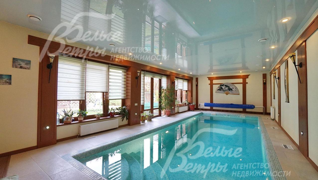  Зона бассейна 64 кв.м. Бассейн скиммерного типа с римским входом