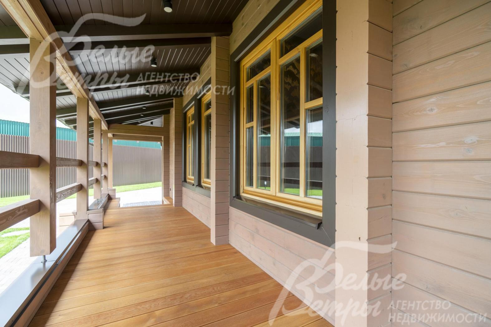 Установлены очень качественные энергосберегающие окна из массива сосны