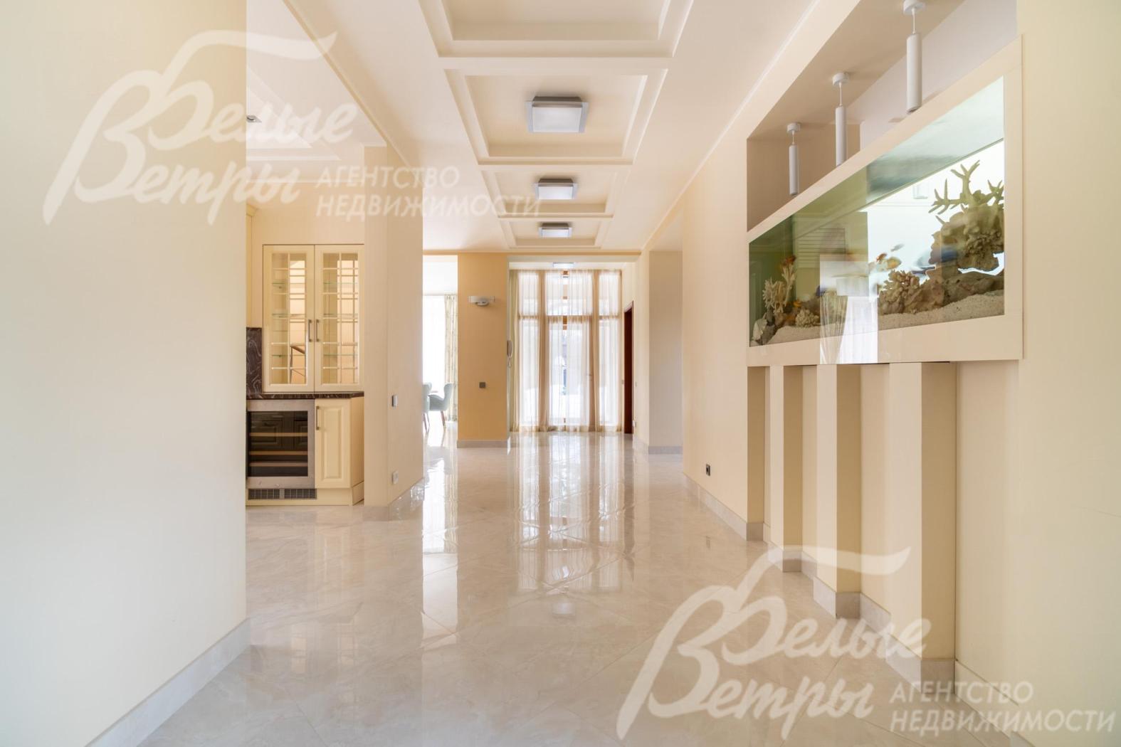 Современный стильный интерьер