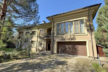 Дом, Чароит КП (Ватутинки), 700&nbsp;кв.м