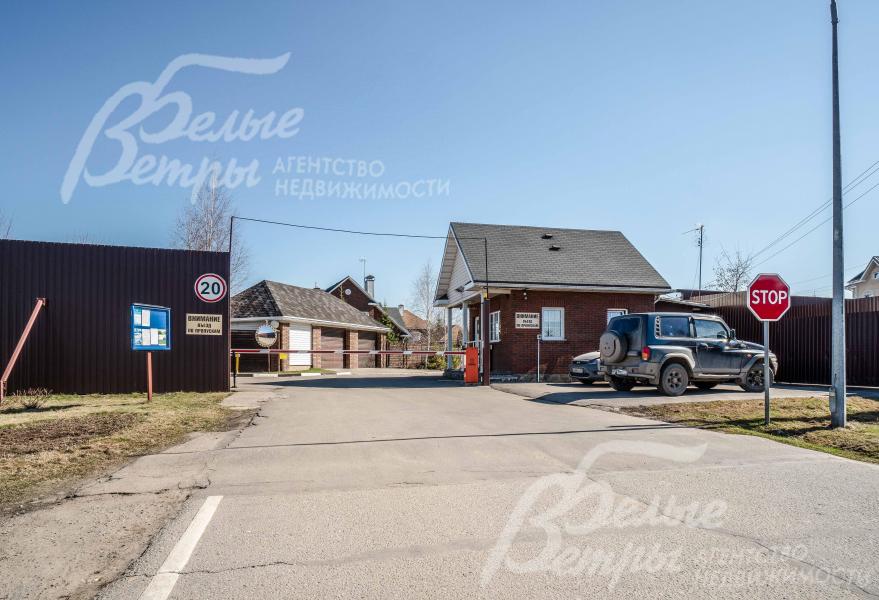 Взъезд по пропускам. Охраняемый поселок Новая Ильичевка