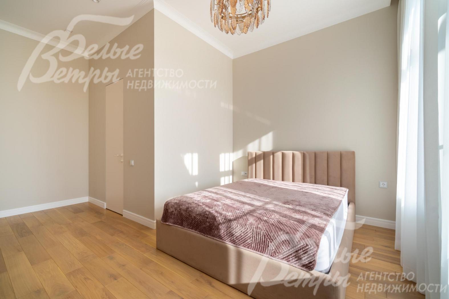 Спальное место размещено в уютной нише